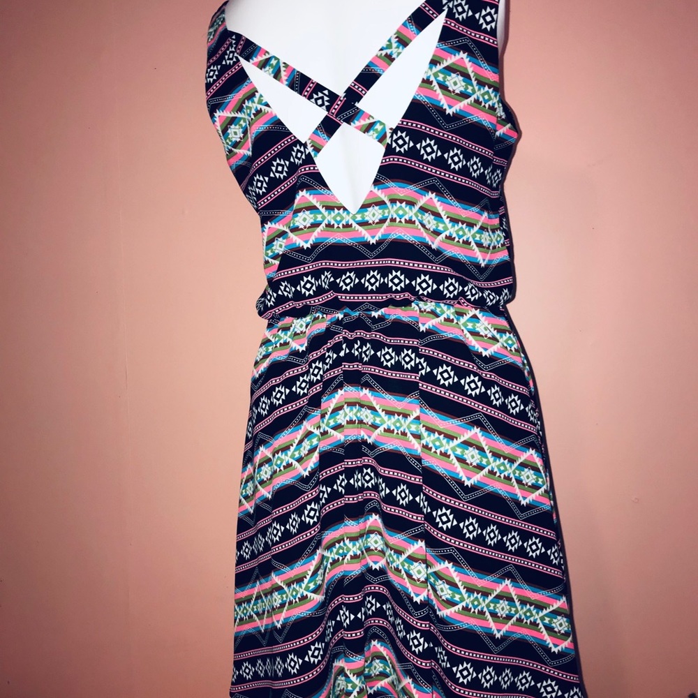 Lush sleeveless dress - size S